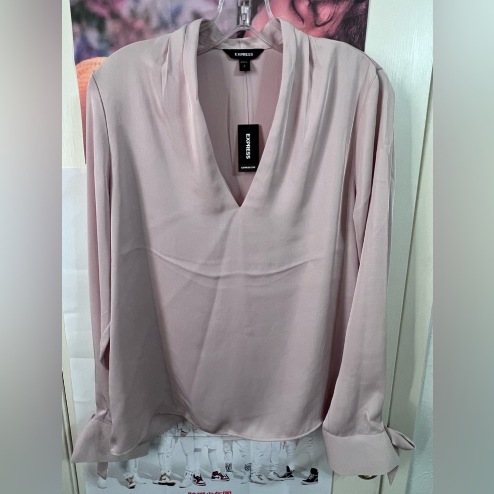 Express long sleeve top
